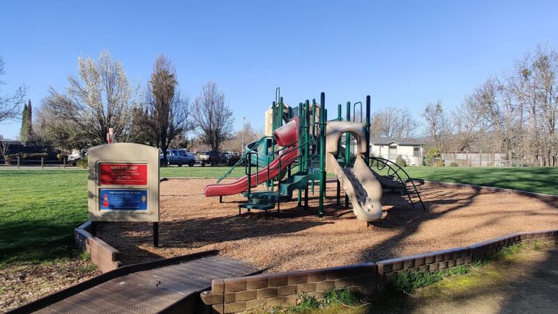 Orchard Park - Ukiah, CA