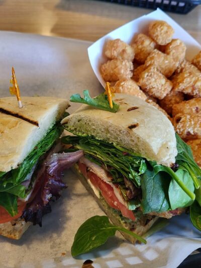 The Alley Grill - Ukiah, CA