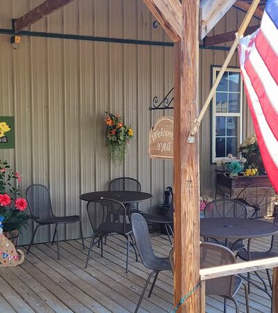 Muddy Dog Market & Grill - Unionville, IA