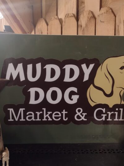 Muddy Dog Market & Grill - Unionville, IA