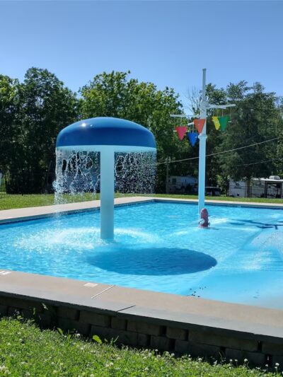 Colonial Woods Family Camping Resort - Upper Black Eddy, PA