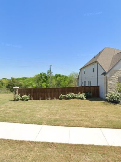 Suburban Tails Dog Park - US, TX