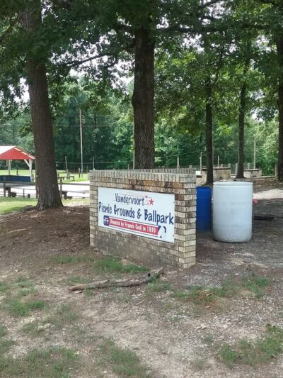 Vandervoort Picnic And Ball Park - Vandervoort, AR