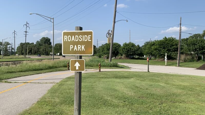 Roadside Parks - Venice, IL