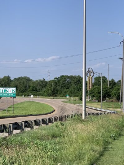 Roadside Parks - Venice, IL