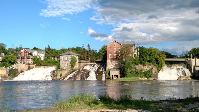 Vergennes Falls Park Public Parking - Vergennes, VT