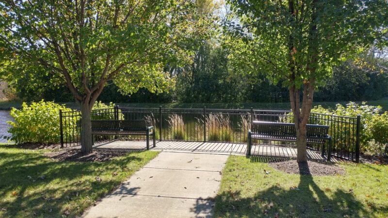 Torrey Pines Park - Vernon Hills, IL