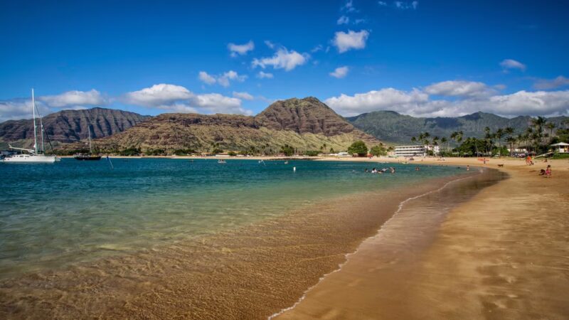 Pōkaʻī Bay Beach Park - Waianae, HI