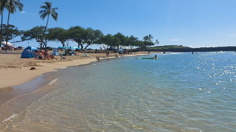 Pōkaʻī Bay Beach Park - Waianae, HI