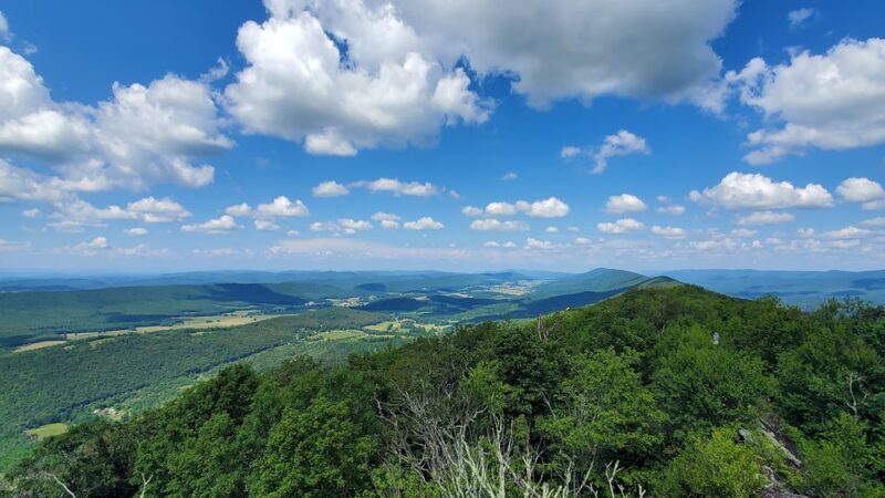 Hanging Rock Observatory Trailhead/Allegheny Trail - Waiteville, WV