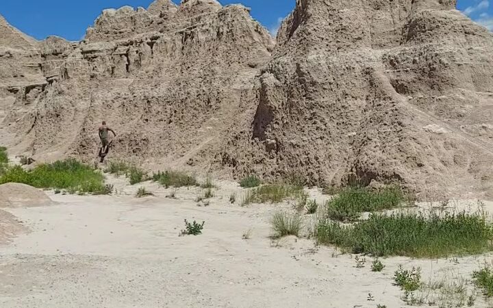 Castle Trailhead - Wall, SD