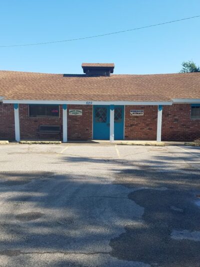 The Bunkhouse Cabins and RV Park - Walters, OK