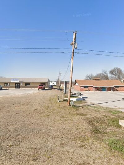The Bunkhouse Cabins and RV Park - Walters, OK