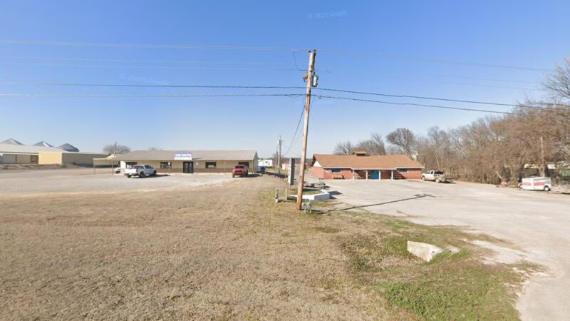 The Bunkhouse Cabins and RV Park - Walters, OK