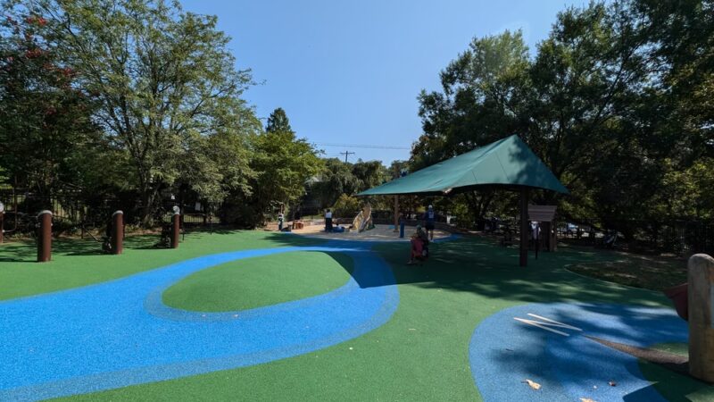 Palisades Recreation Center & Playground - Washington,