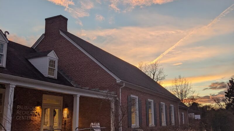 Palisades Recreation Center & Playground - Washington,