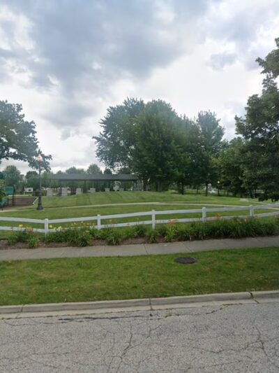 Liberty Lakes Park - Wauconda, IL