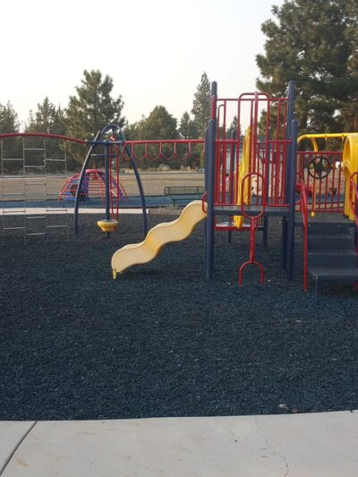 Hoy Park - Weed, CA