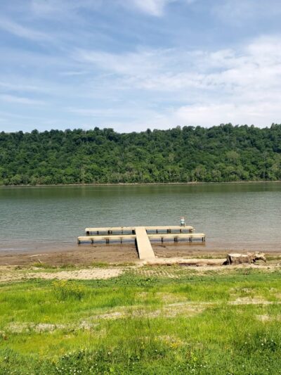Schamback Park at Westport - Westport, KY
