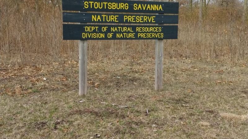 Stoutsburg Savanna Nature Preserve Parking Area - Wheatfield, IN