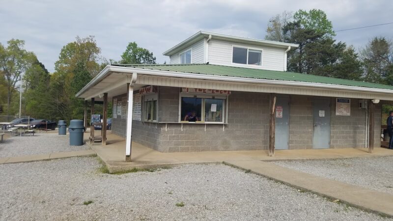 Veterans Memorial Park - White Bluff, TN