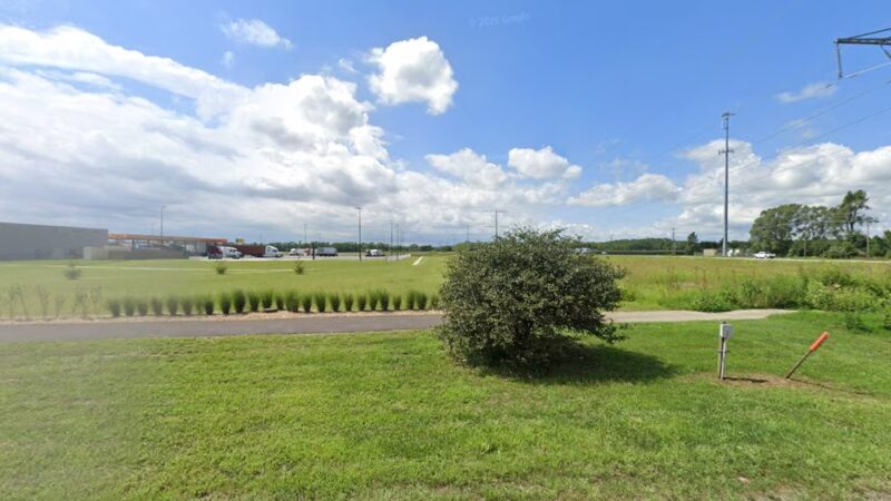 Dog Park at Love's Travel Stops - Wilmington, IL