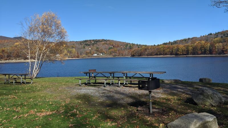 Mt. Mills West Picnic Area - Wilmington, VT