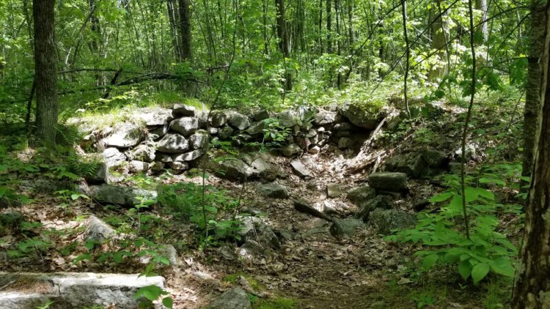 Deer Leap Parking Lot - Windham, NH