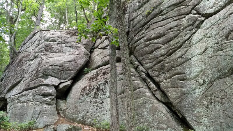Deer Leap Parking Lot - Windham, NH