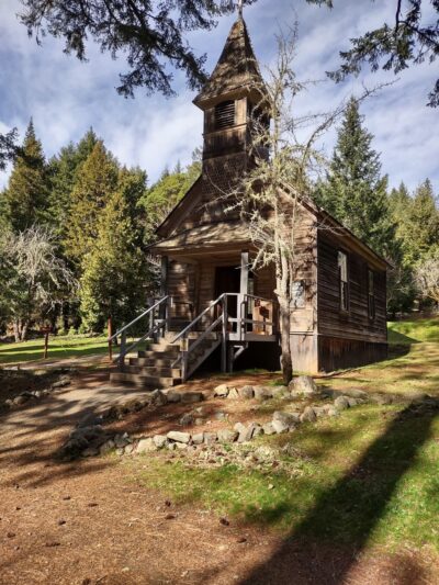 Wolf Creek Park - Wolf Creek, OR