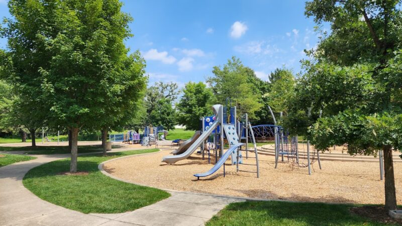 Mending Wall Park - Woodridge, IL