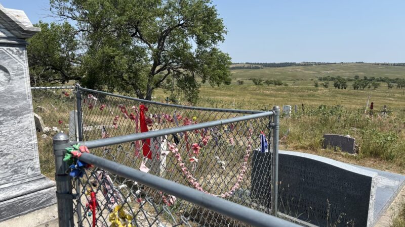 Wounded Knee Memorial - Wounded Knee, SD