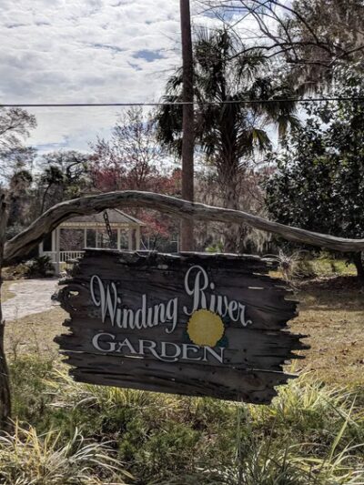 Winding River Garden - Yankeetown, FL