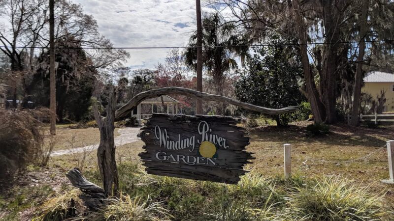 Winding River Garden - Yankeetown, FL
