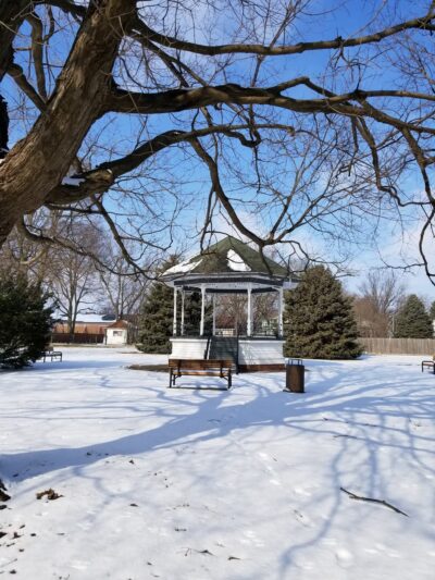 Yates City Town Park - Yates City, IL