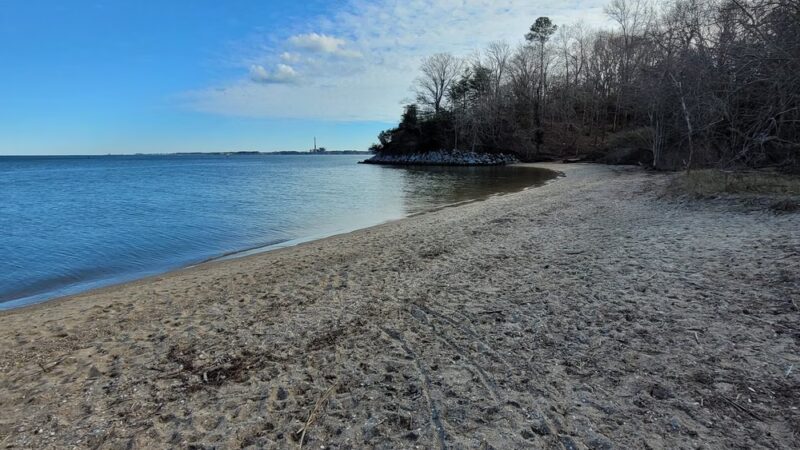 Yorktown Beach Picnic Area - Yorktown, VA