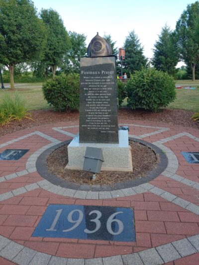 Riemenschneider Park - Yorkville, IL