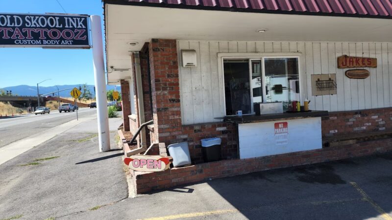 Jack's Dogs - Yreka, CA