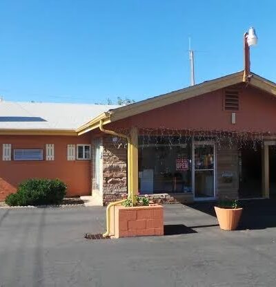 Relax Inn Motel - Yreka, CA