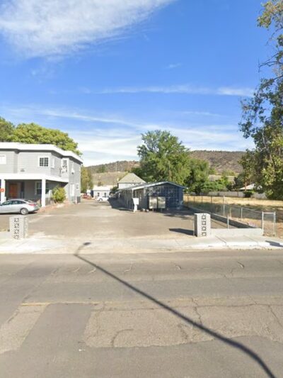 Yreka Motel & Trailer Park - Yreka, CA