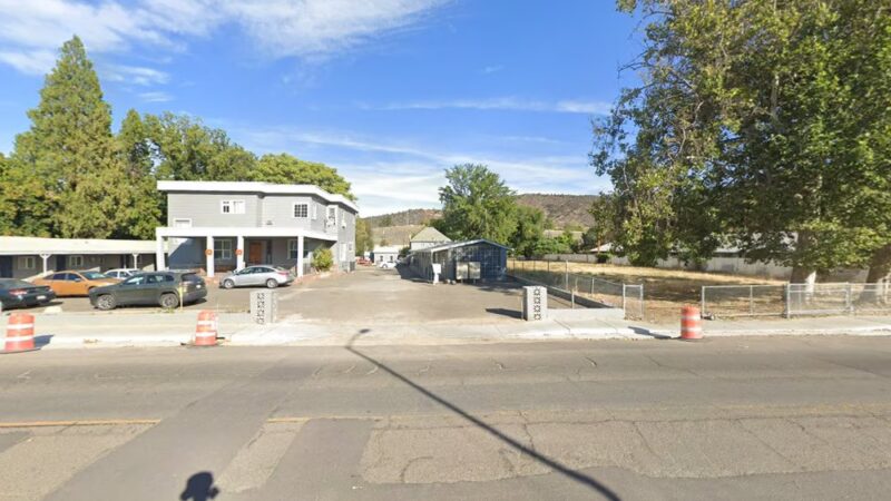 Yreka Motel & Trailer Park - Yreka, CA